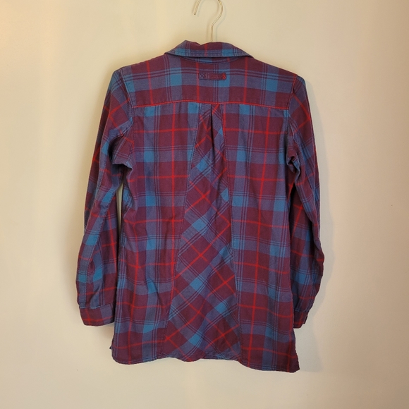 DULUTH TRADING CO | Women's Half Button Flannel Long Sleeve - Picture 2 of 3